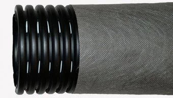 Дренажная труба 160 мм в фильтре, с перфорацией (бухта 50 м)