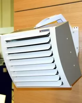 Водяной тепловентилятор Тепломаш КЭВ-180Т5,6W3